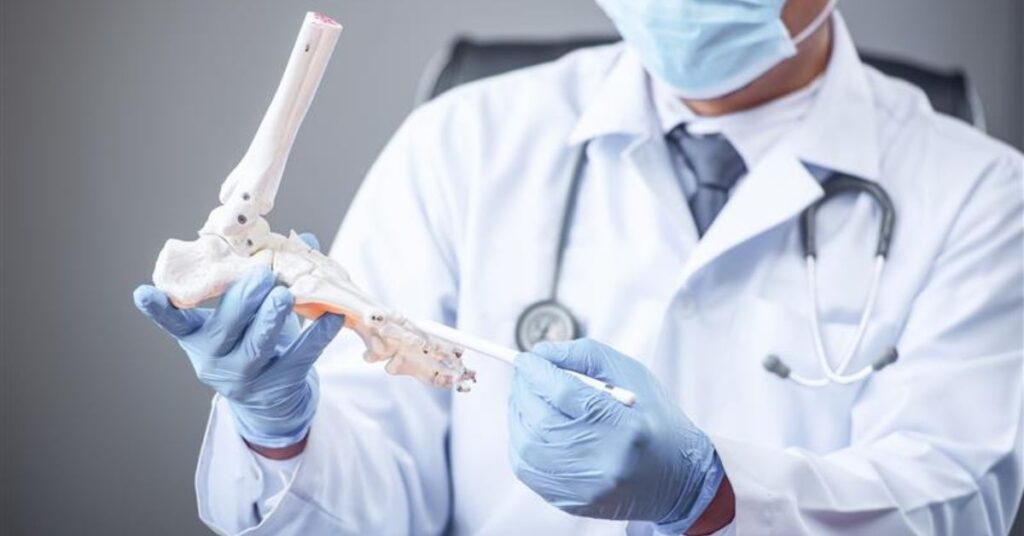knee replacement doctor in indore