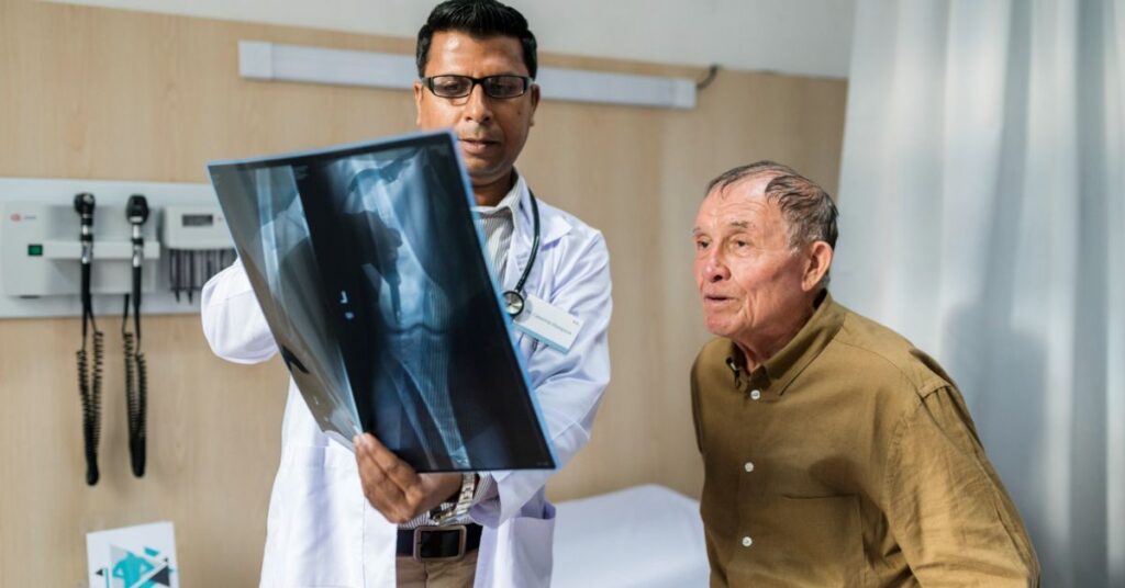 orthopedic surgeon indore